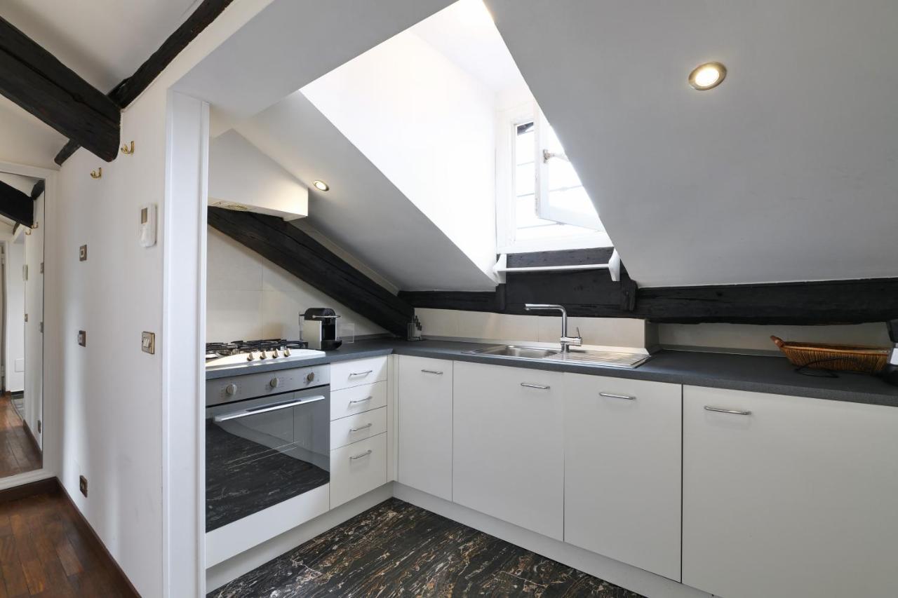 Apartamento Elegant P.Venezia Attic Milán Exterior foto